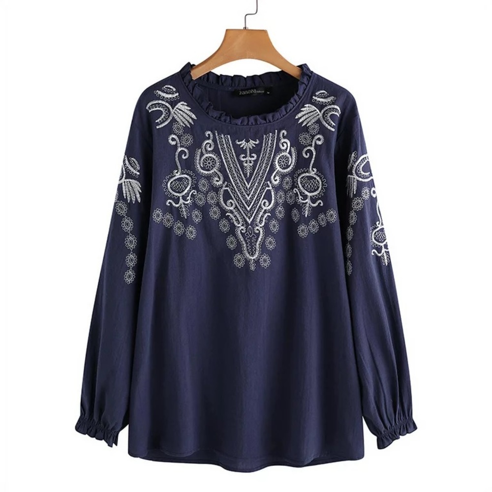Embroidered Tunic Top NWT